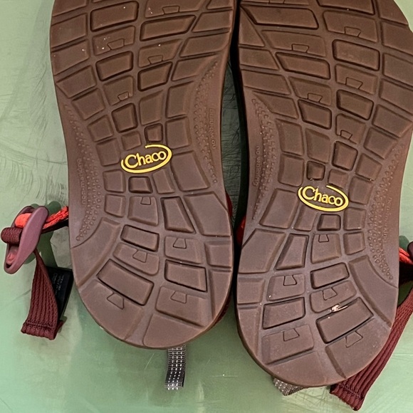 Chaco Red Rust/Orange Sandals for tweens - Picture 2 of 13